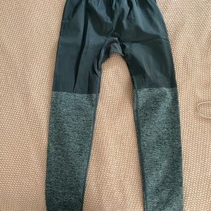 NEVER WORN SOLD OUT SEAMLESS GYMSHARK